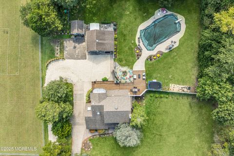Photo of 137 Dugan Lane, Toms River, NJ 08753 (MLS # 22530634)