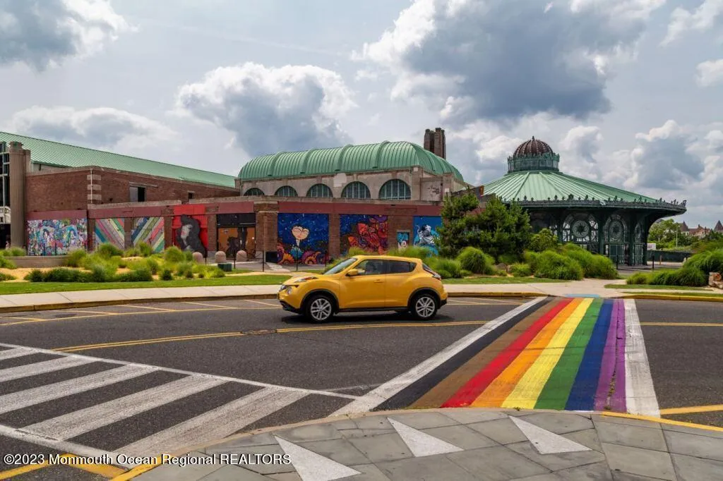 Asbury Park, New Jersey 07712, United States, 5 Bedrooms Bedrooms, ,4 BathroomsBathrooms,Residential,Active,181939