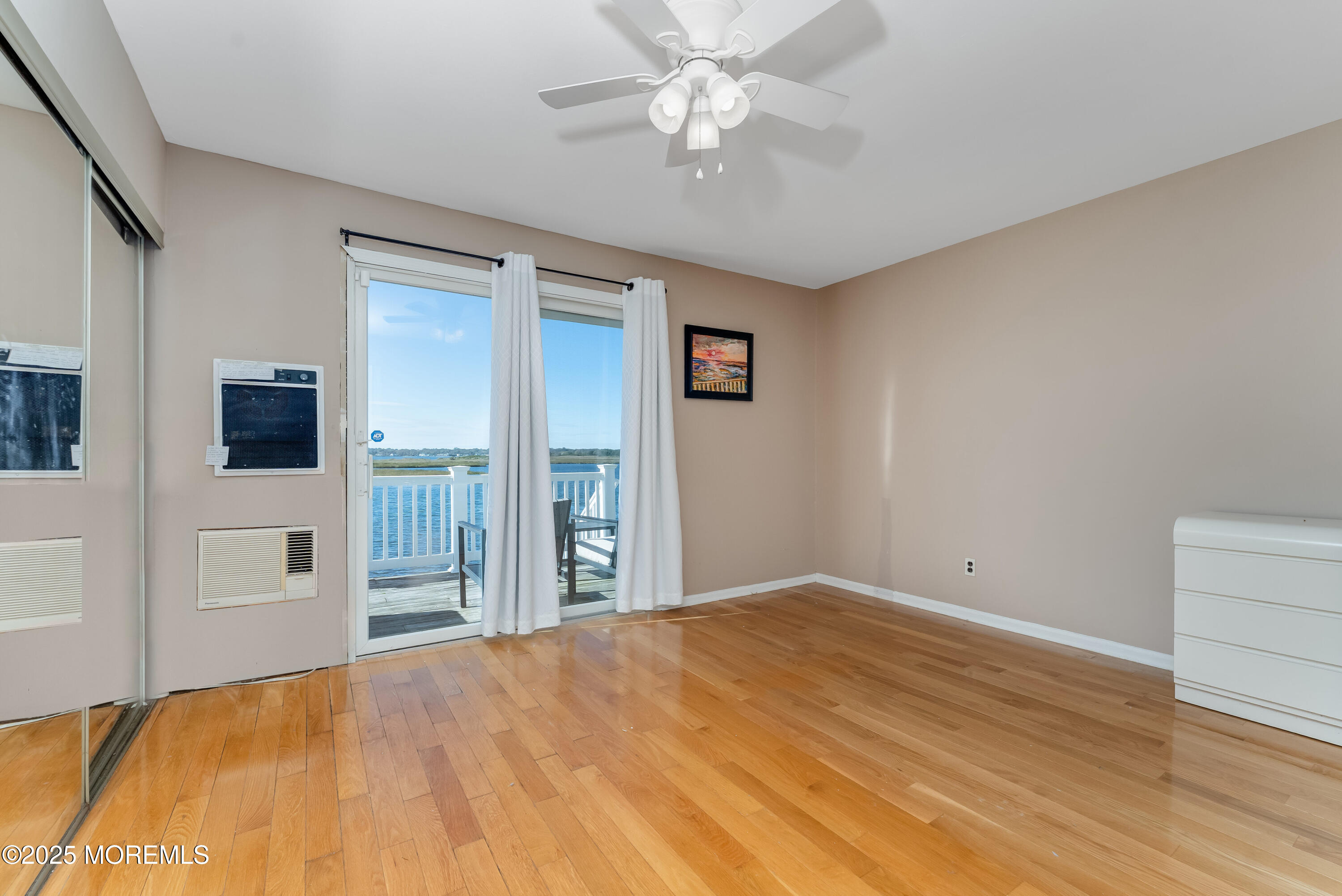 100 Seaview Avenue 3B