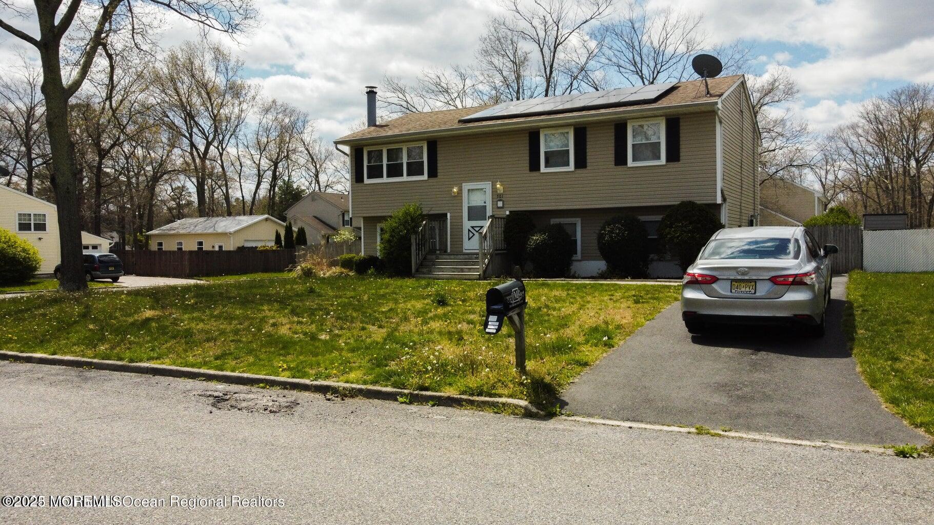 301 Hemlock Lane, Manchester, New Jersey image 4