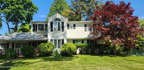 MLS: 22507095