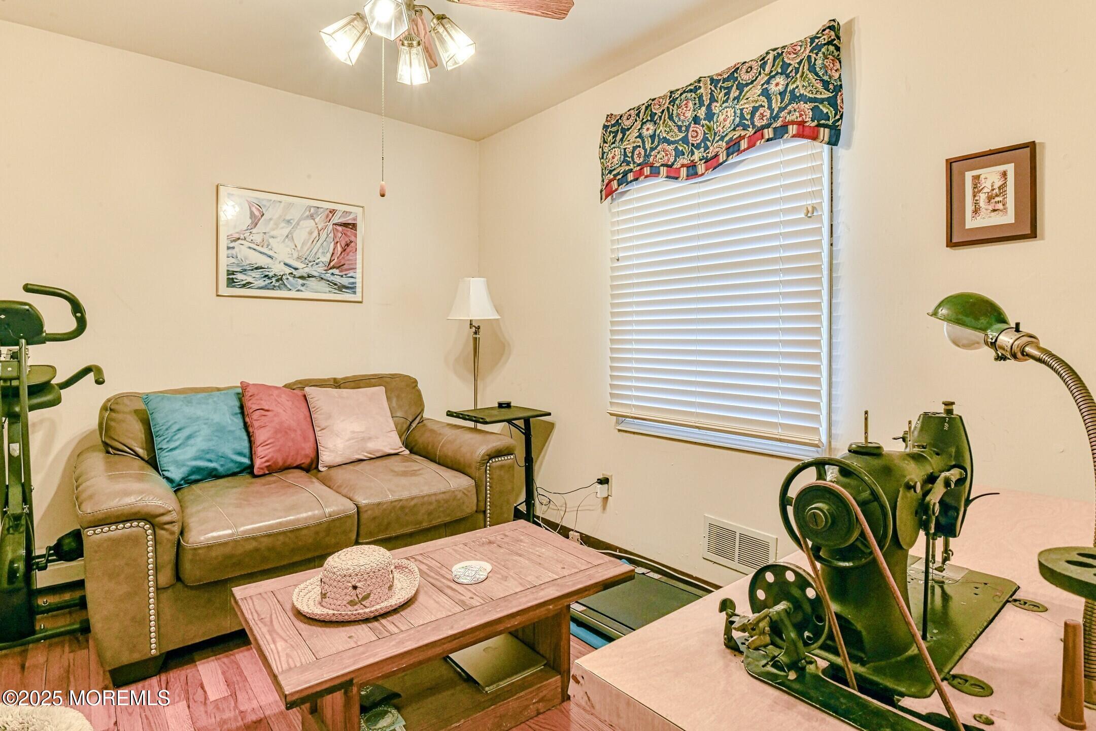 294 Parkview Terrace, Lincroft, New Jersey image 13