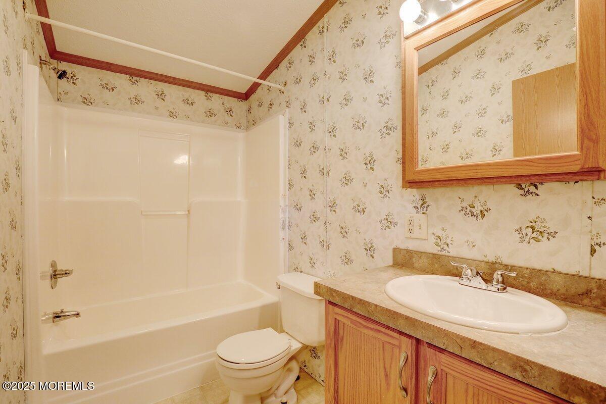 64 Antonia Drive, Jackson, New Jersey image 23