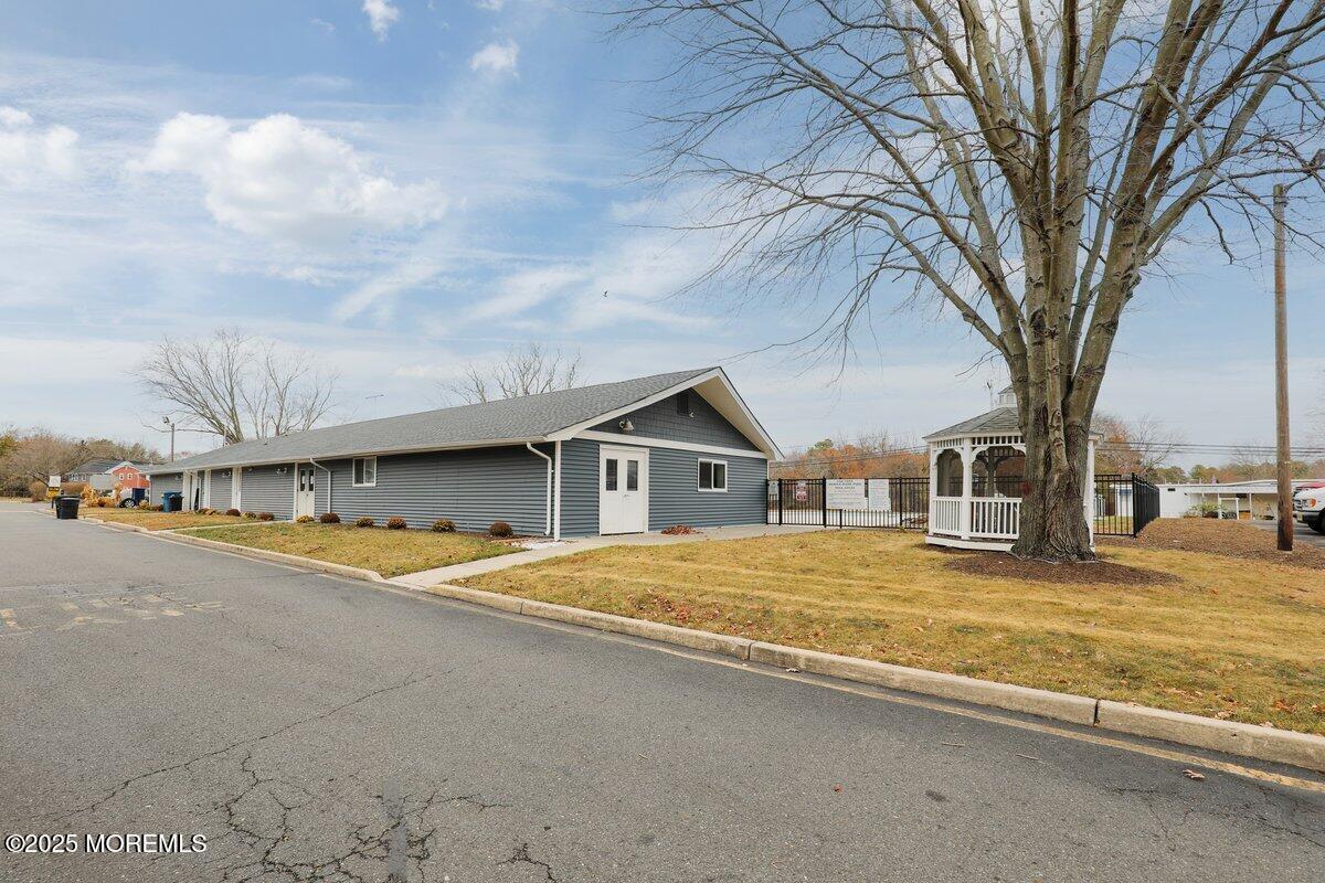 64 Antonia Drive, Jackson, New Jersey image 32