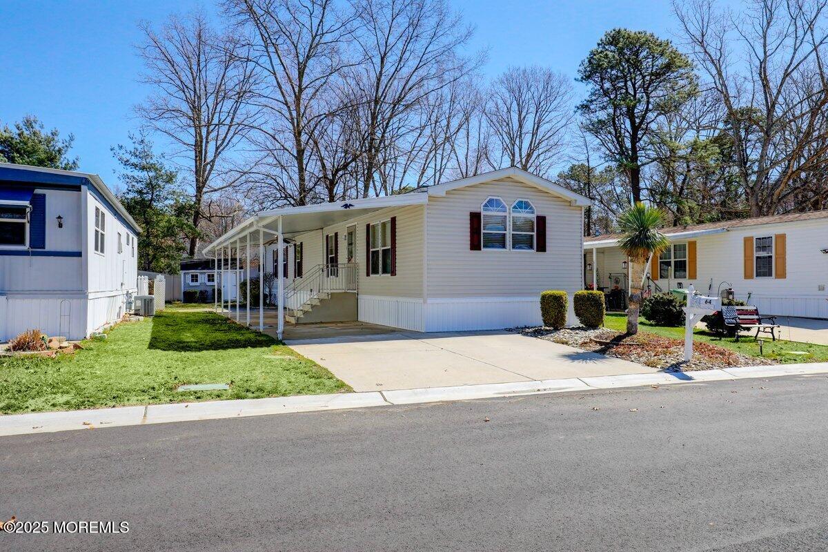 64 Antonia Drive, Jackson, New Jersey image 2