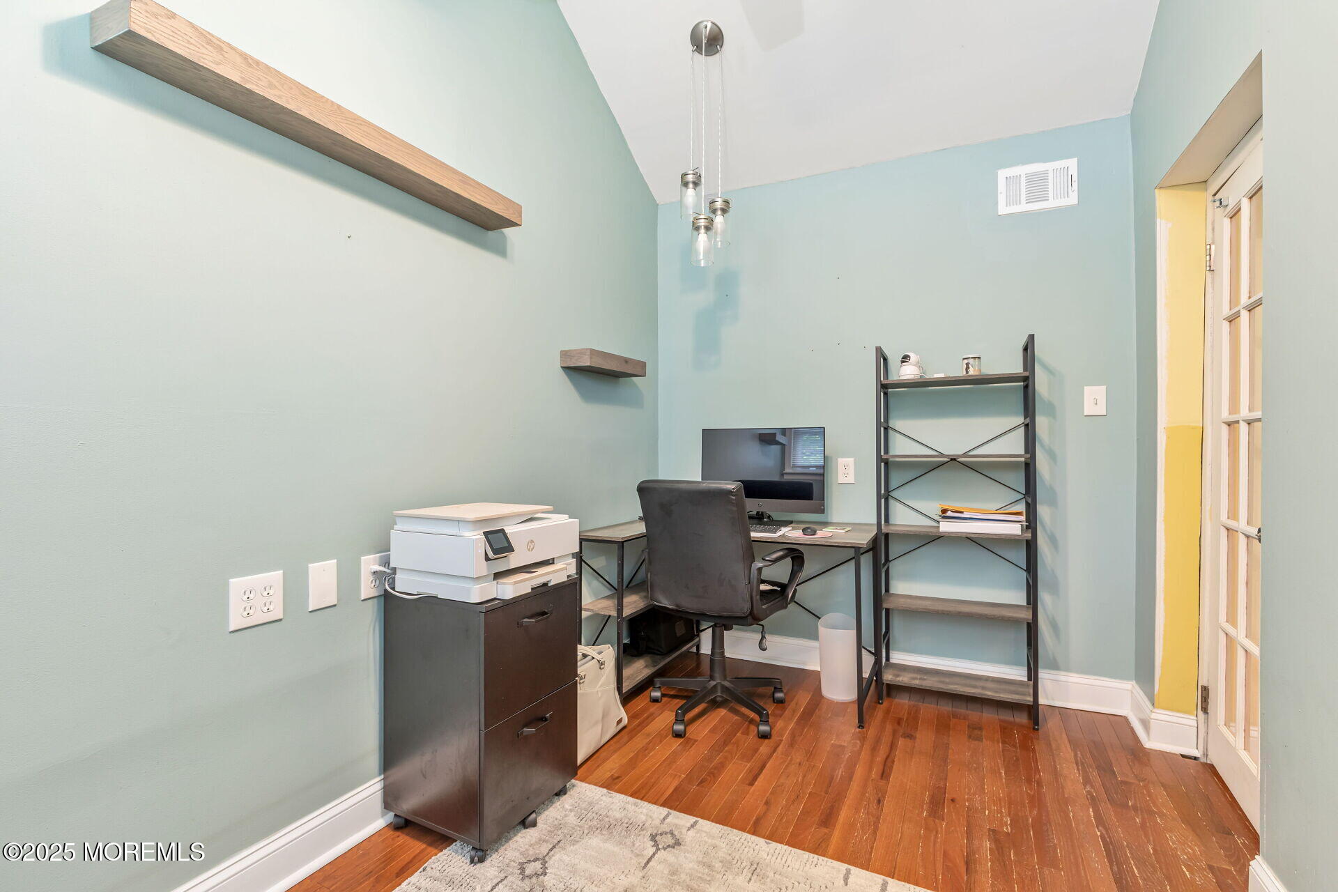 577 Holmdel Road, Hazlet, New Jersey image 16
