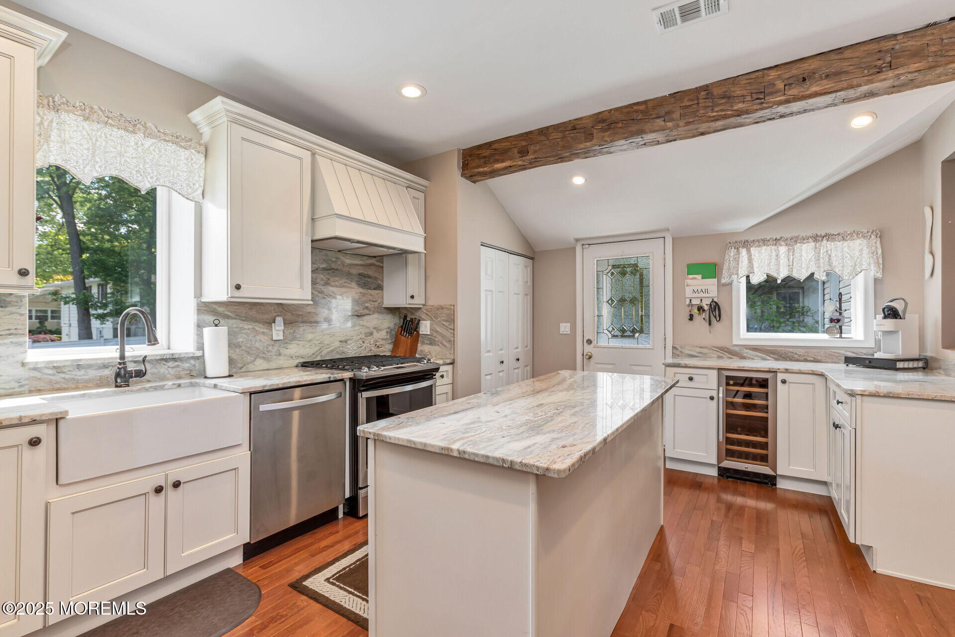 577 Holmdel Road, Hazlet, New Jersey image 21