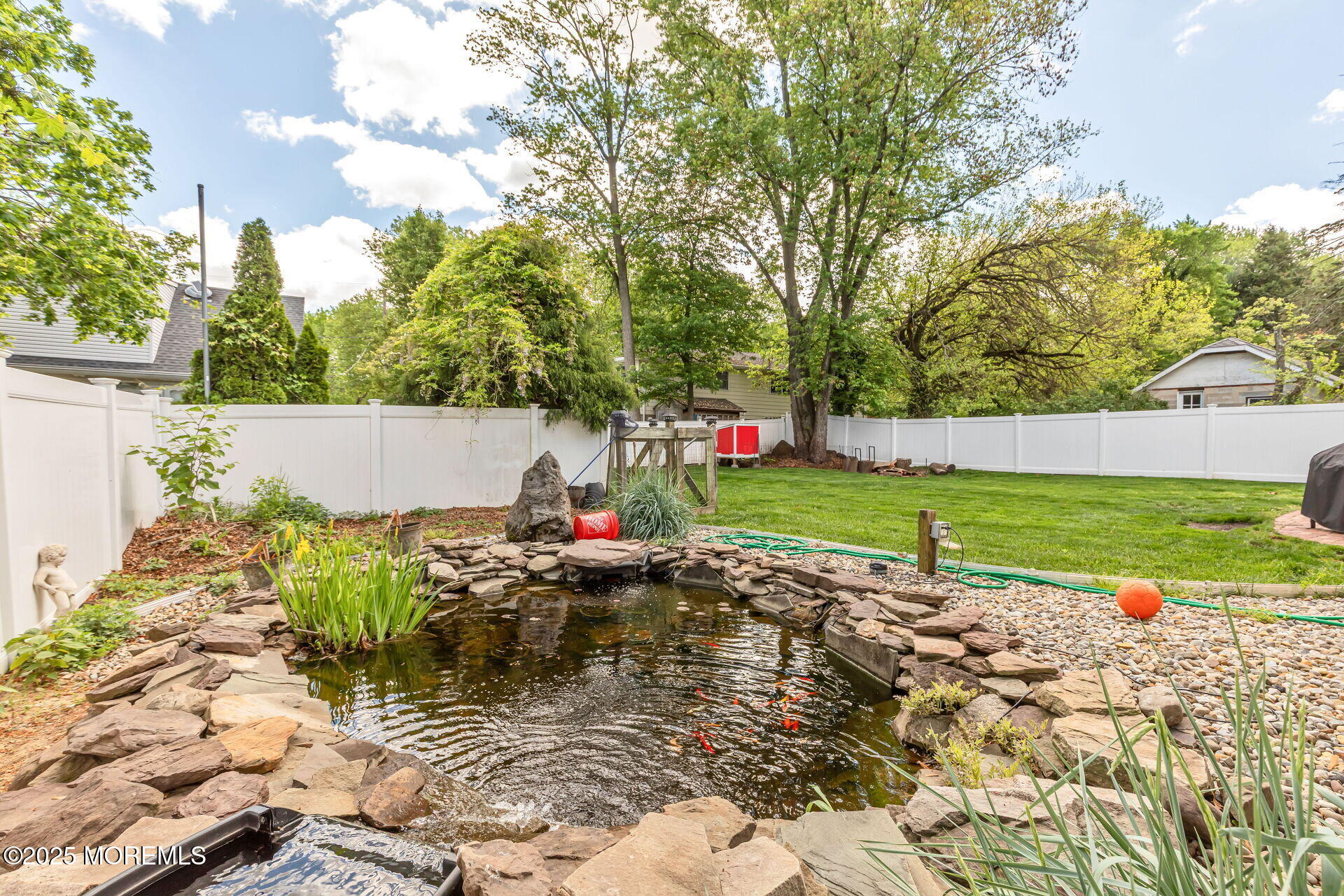 577 Holmdel Road, Hazlet, New Jersey image 41