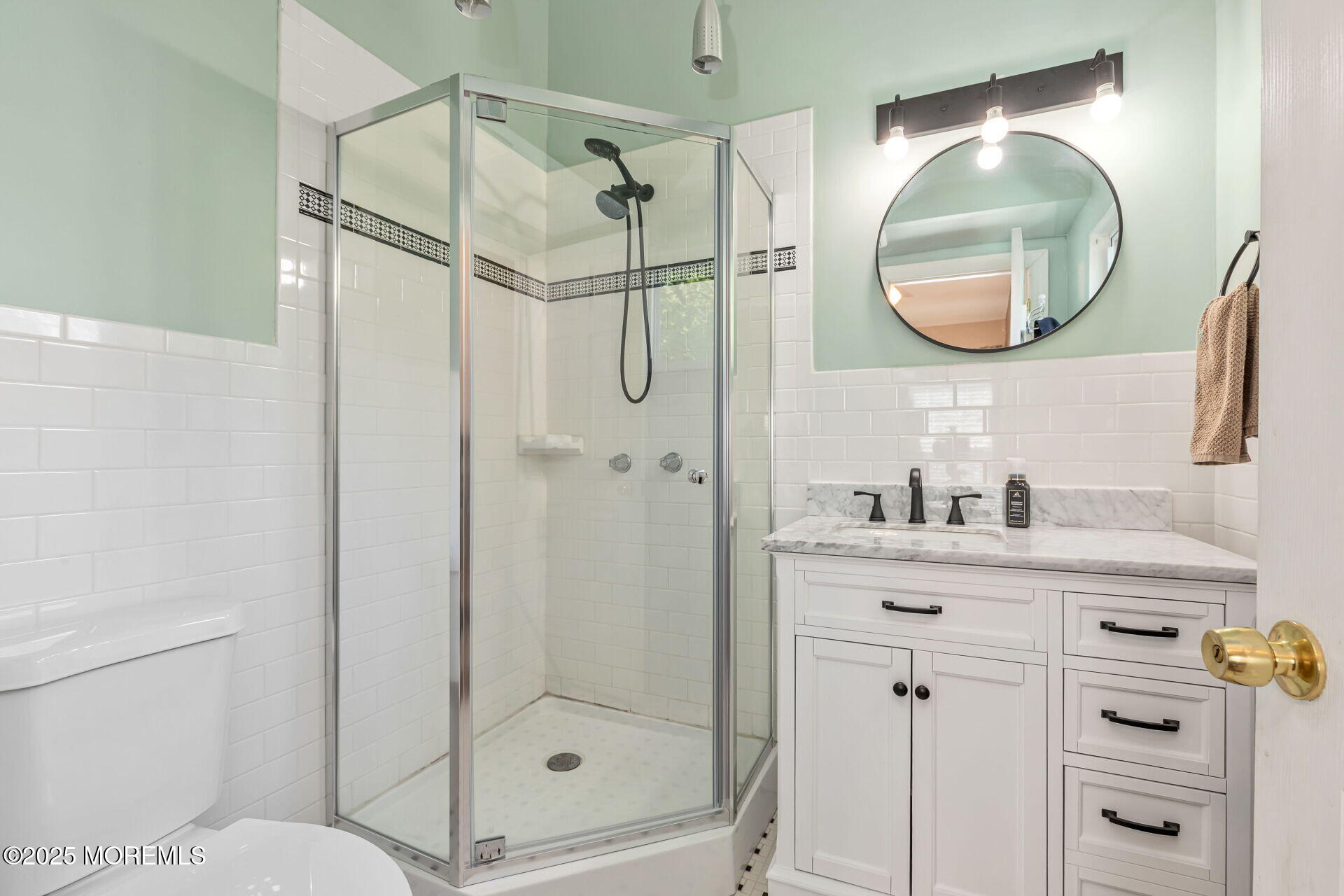 577 Holmdel Road, Hazlet, New Jersey image 24