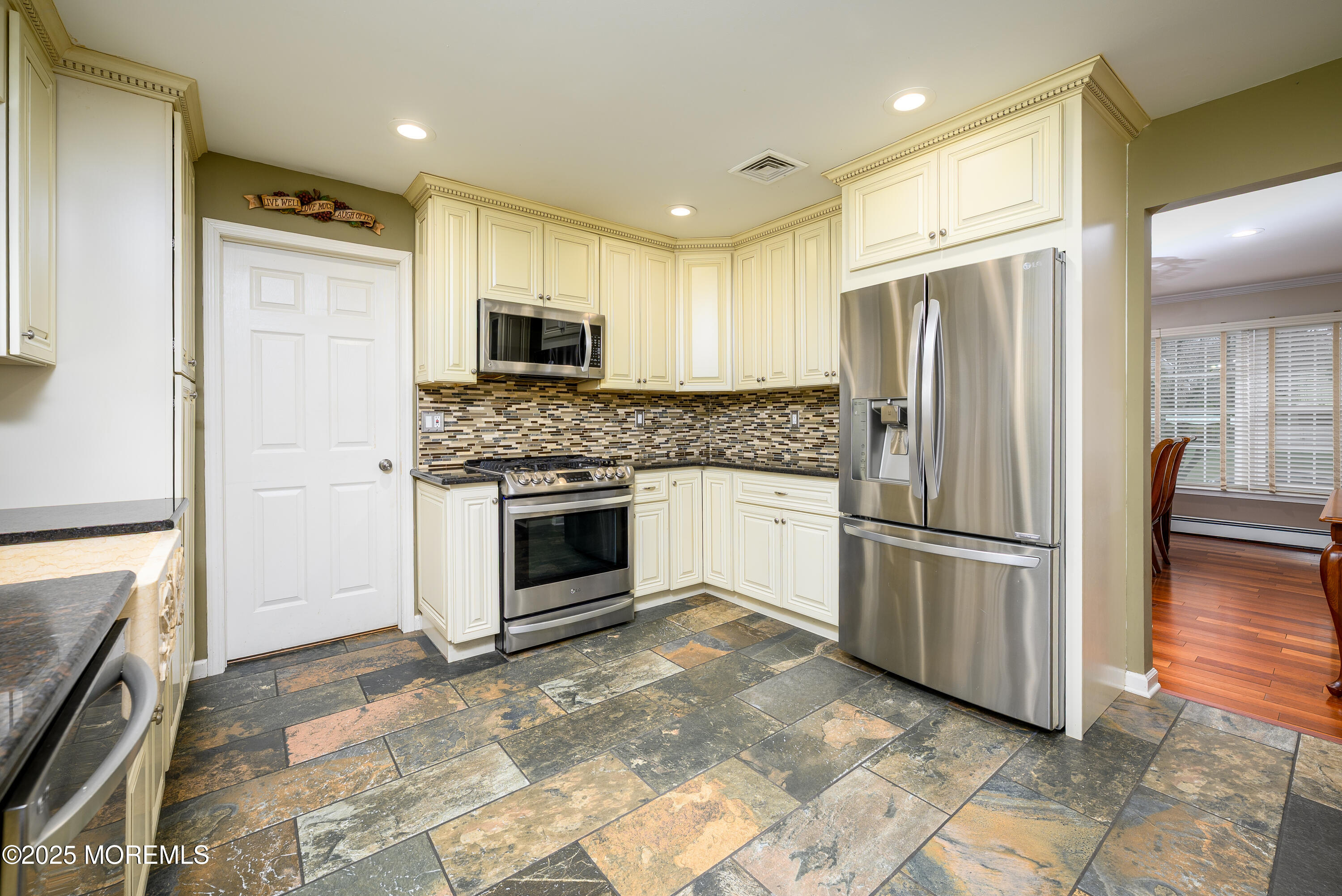 13 Mohawk Lane, Manalapan, New Jersey image 19
