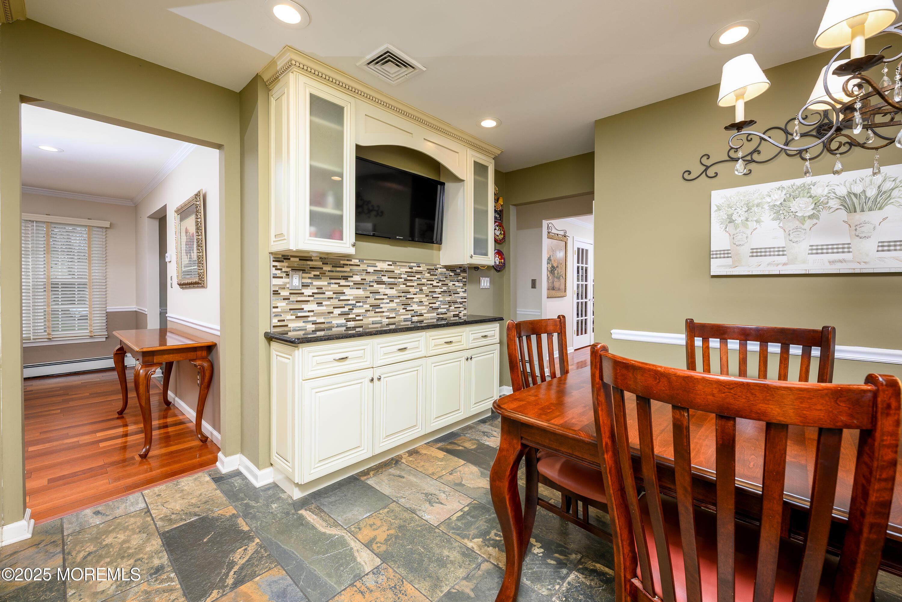 13 Mohawk Lane, Manalapan, New Jersey image 16