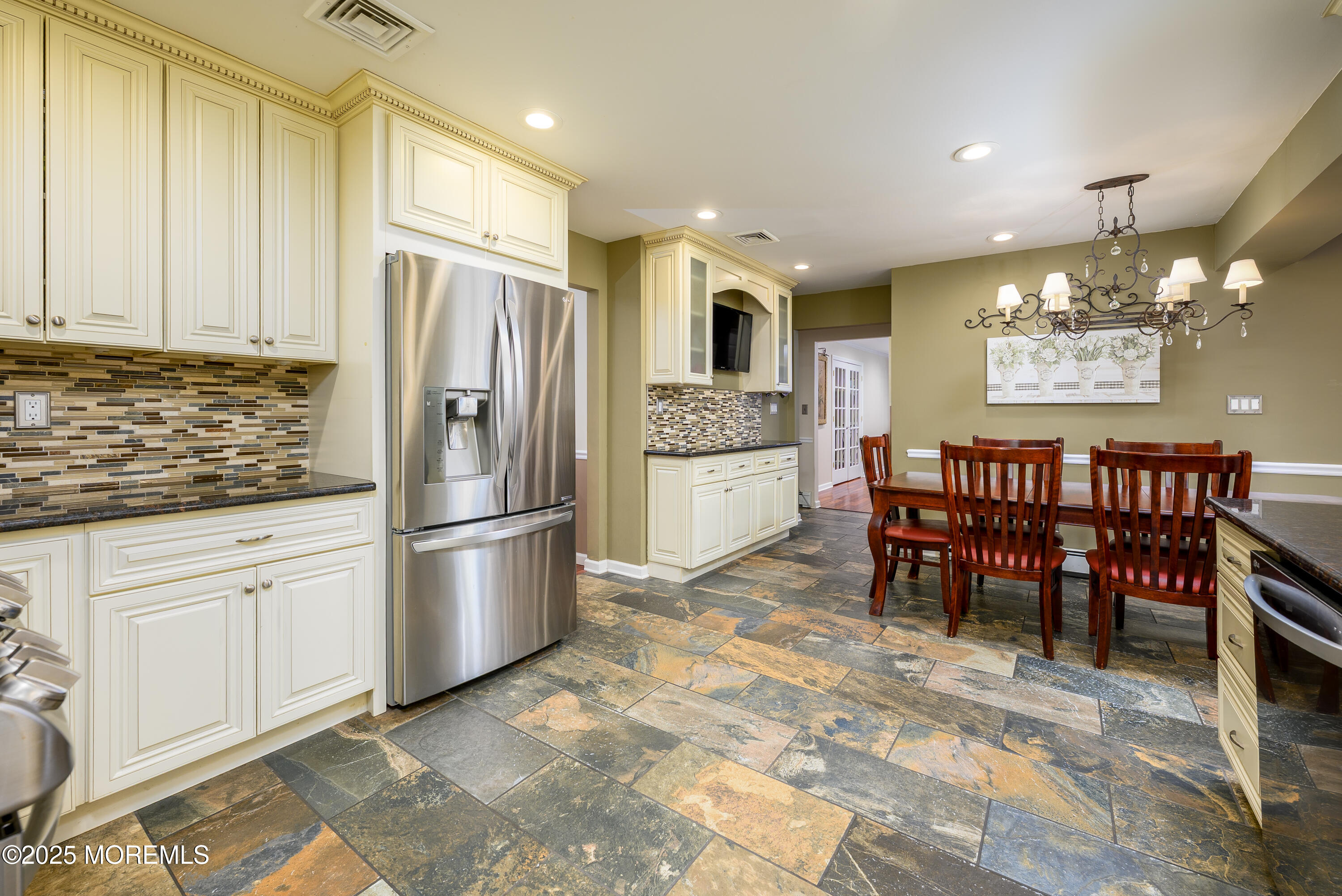 13 Mohawk Lane, Manalapan, New Jersey image 20