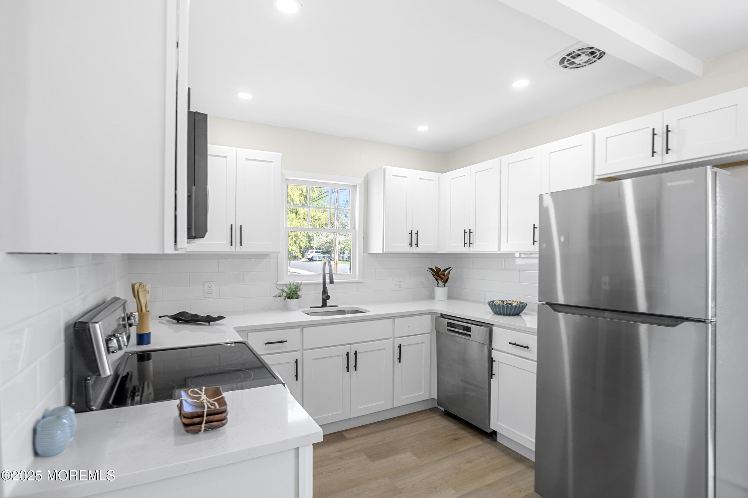 501 Spar Avenue, Beachwood, New Jersey image 17