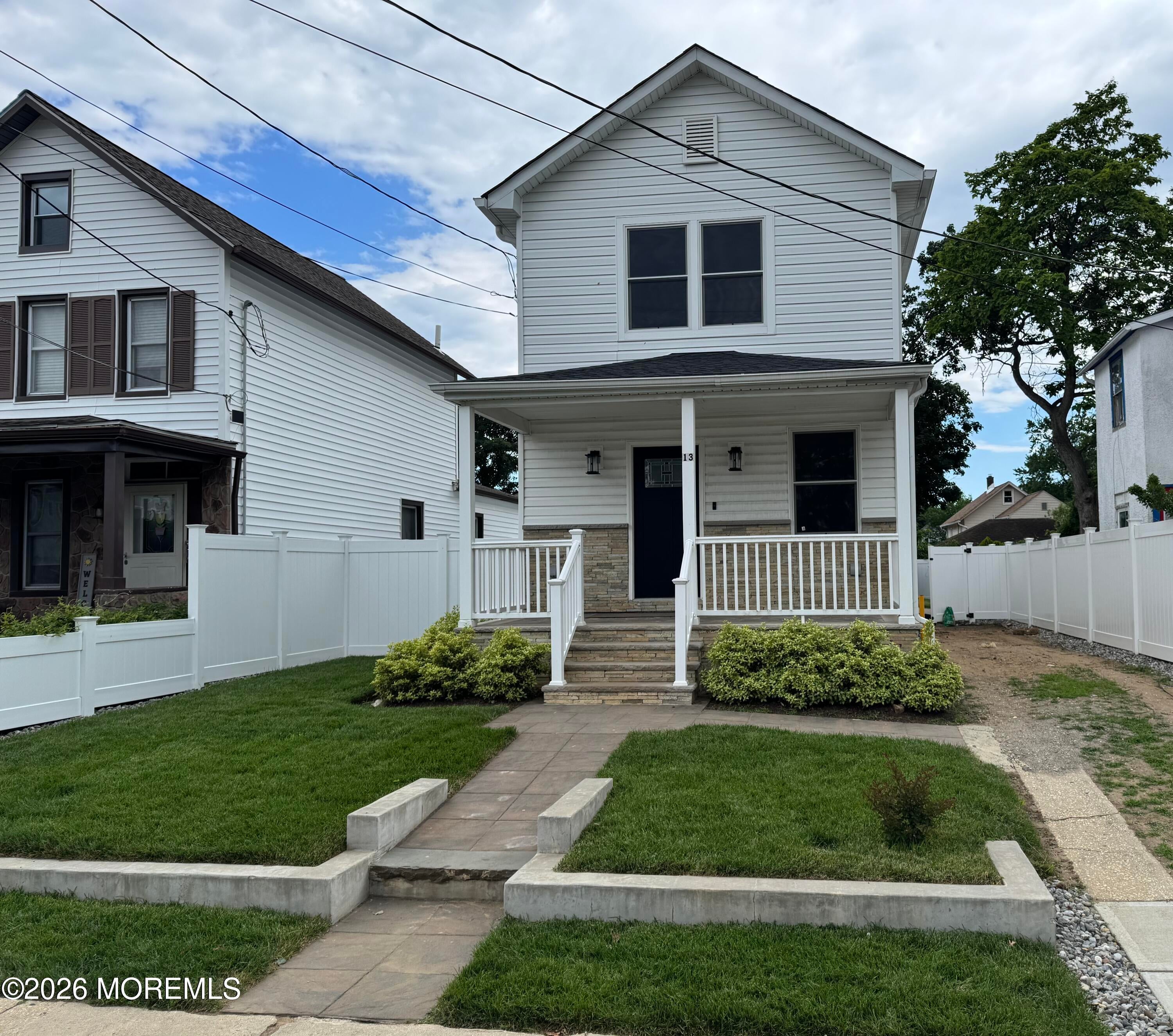 13 Locust Avenue