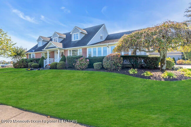 809 W Lk Drive