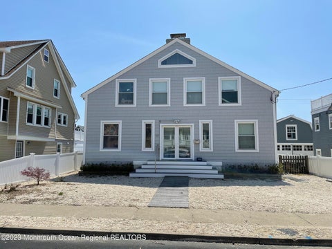 Homes For Rent - 17 1st Avenue<br/> Seaside Park, NJ 08752