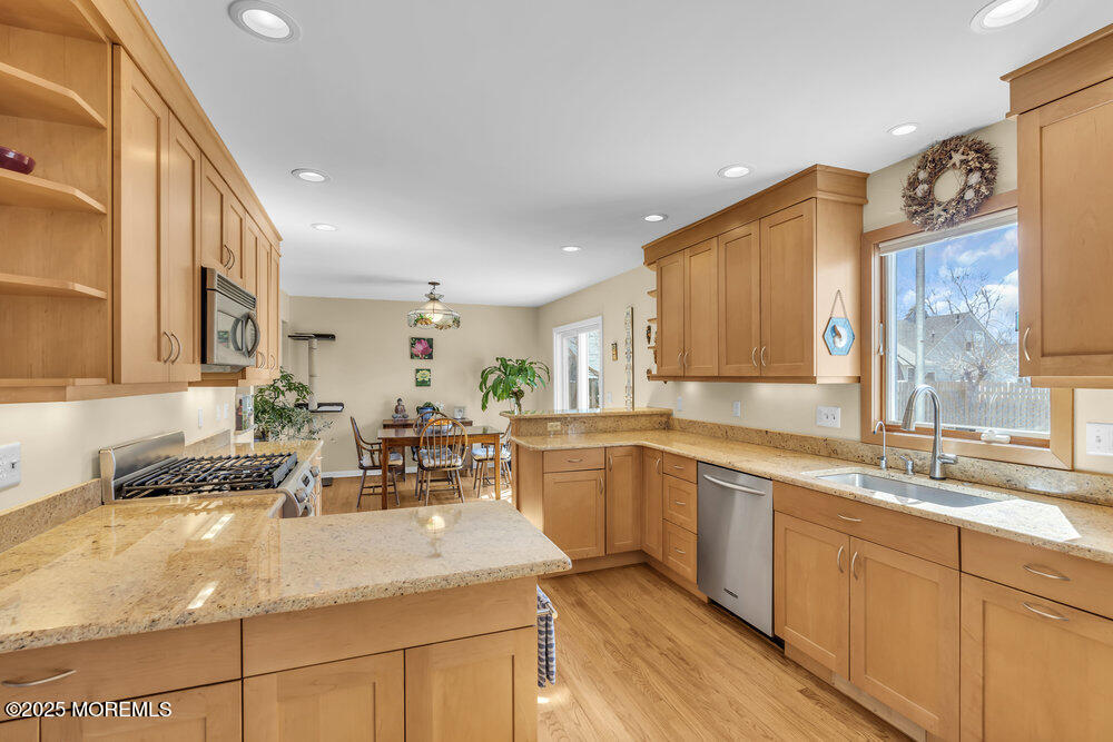 329 Cedar Avenue, Manasquan, New Jersey image 20