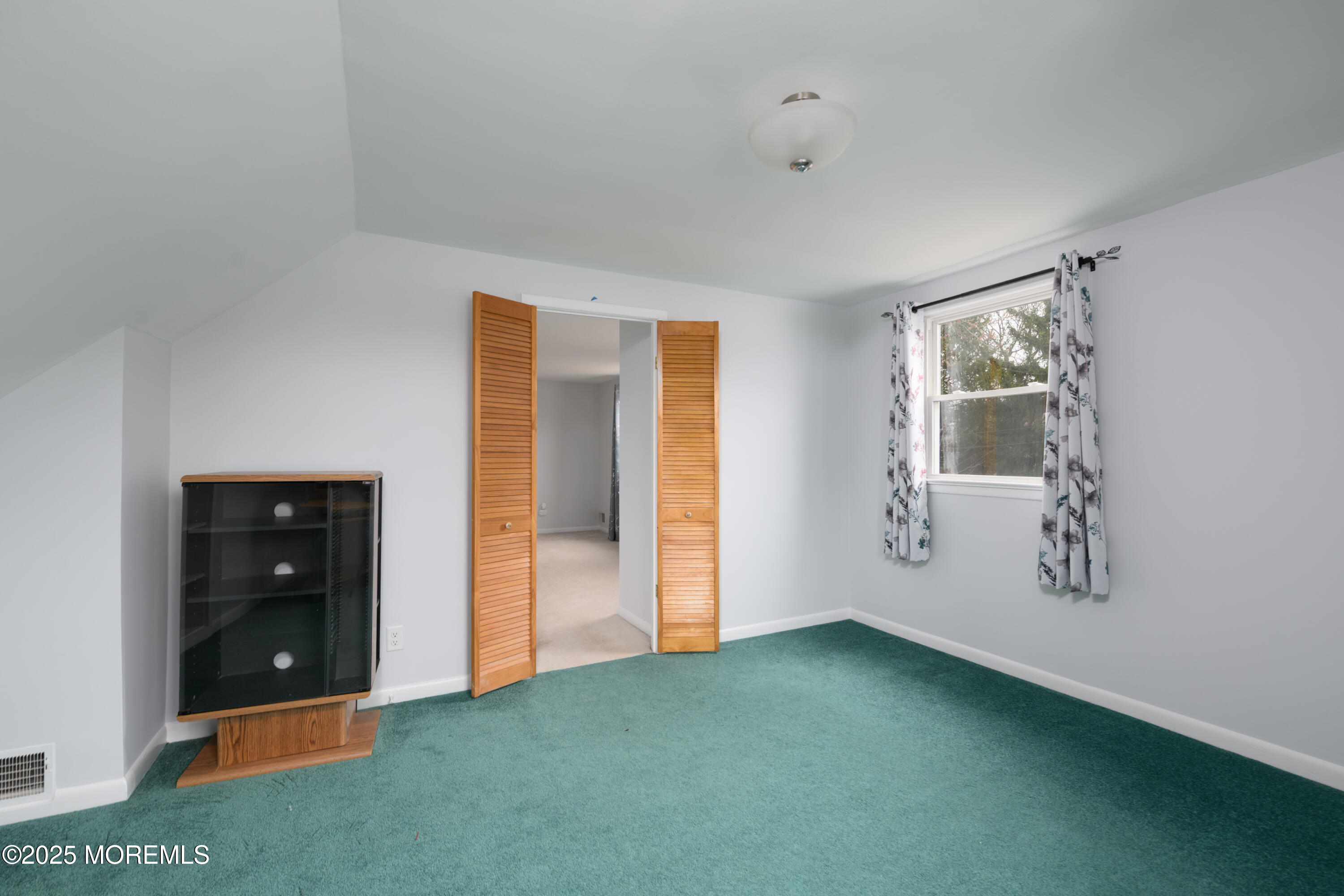 137 Princeton Place, Belford, New Jersey image 30