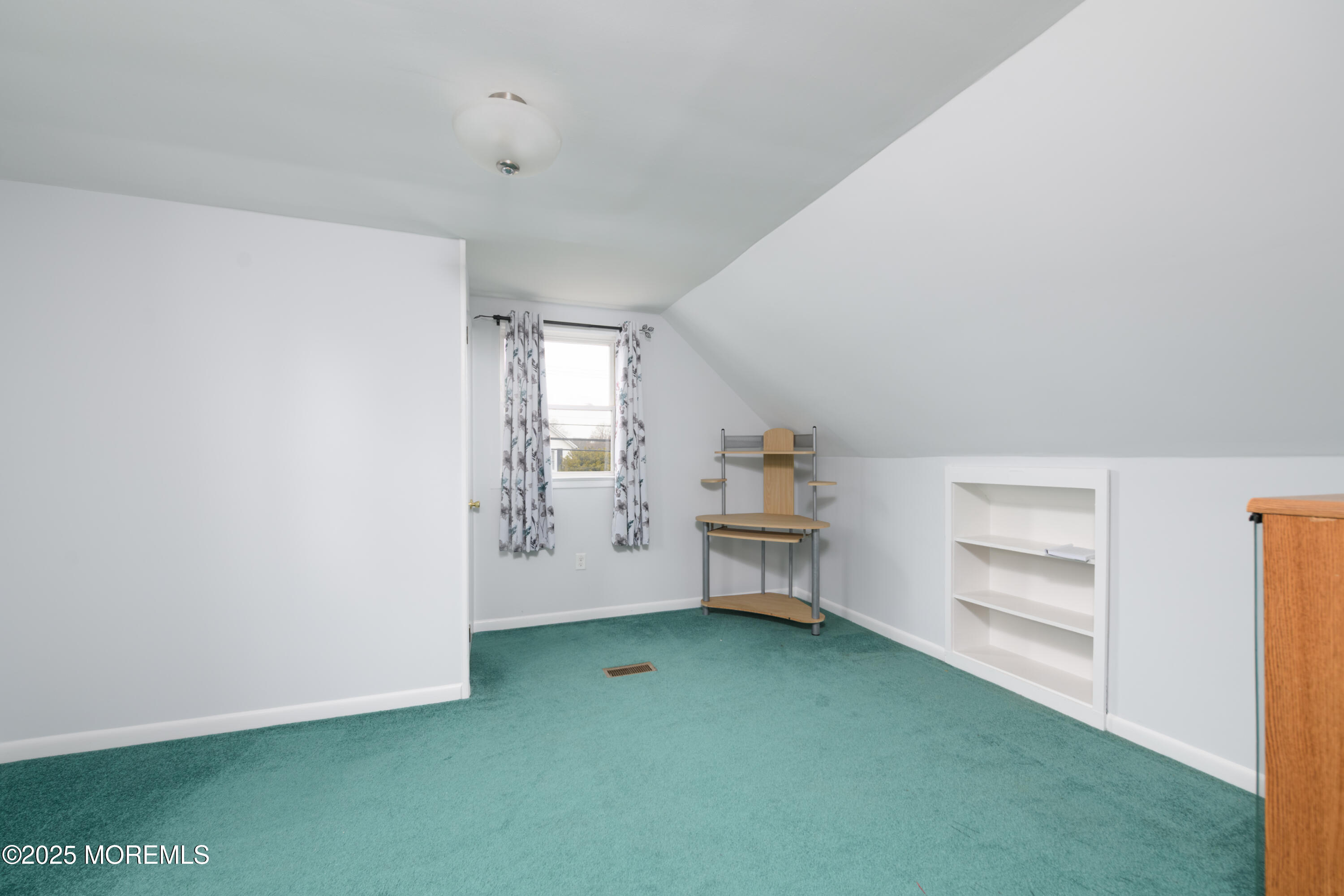 137 Princeton Place, Belford, New Jersey image 28