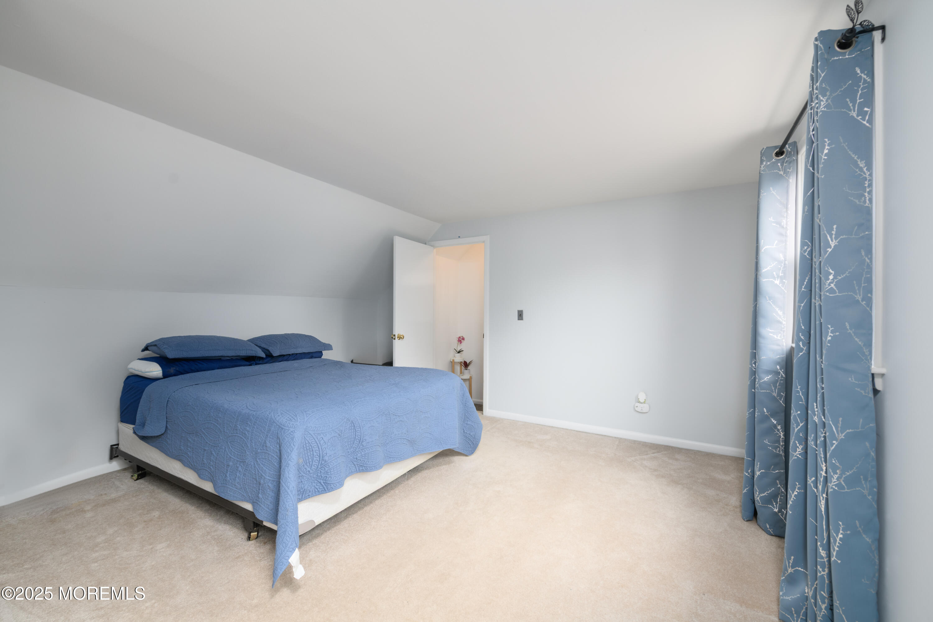 137 Princeton Place, Belford, New Jersey image 26