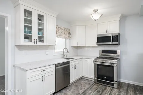 137 Princeton Place, Belford, NJ 07718 - MLS#: 22506965