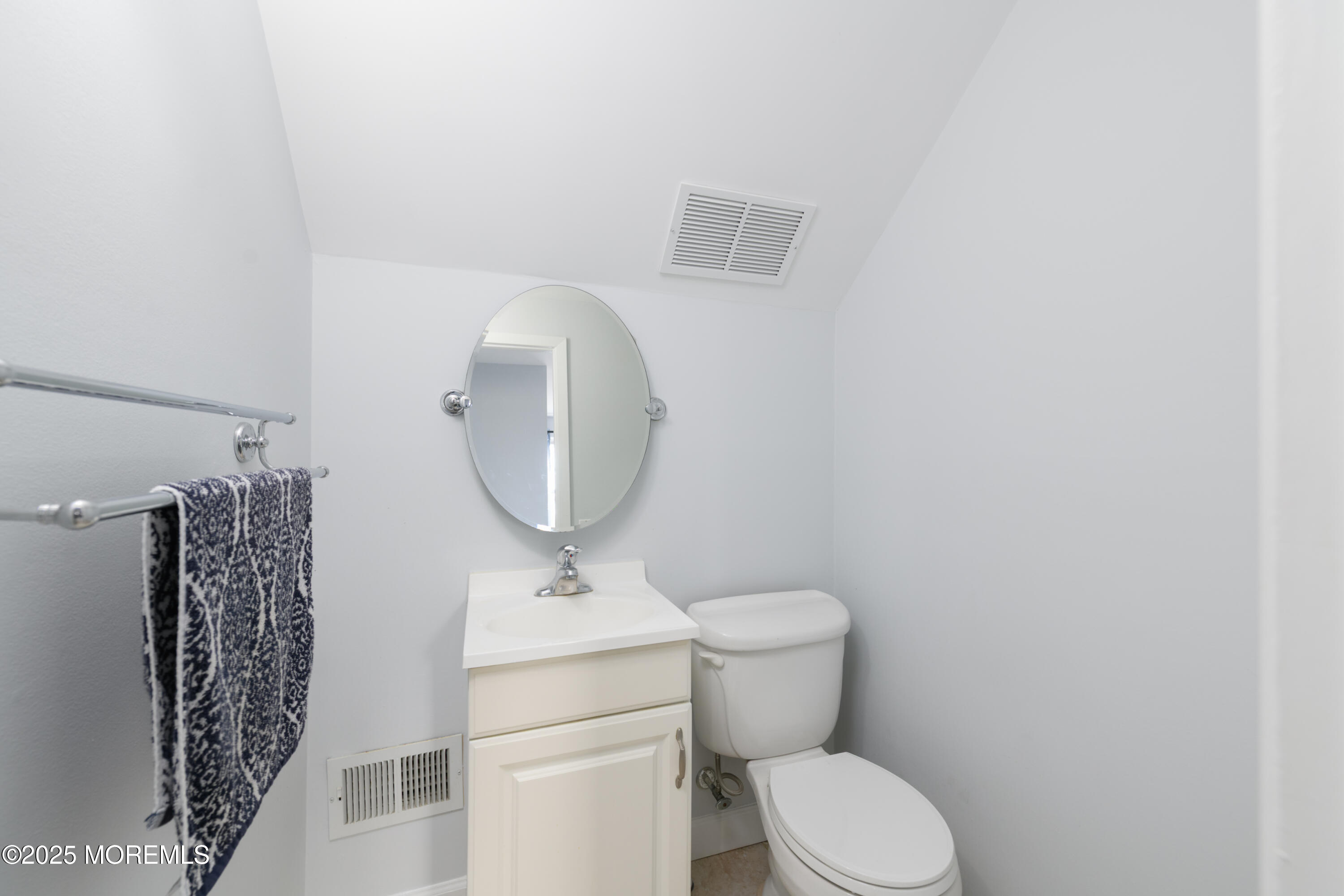 137 Princeton Place, Belford, New Jersey image 27