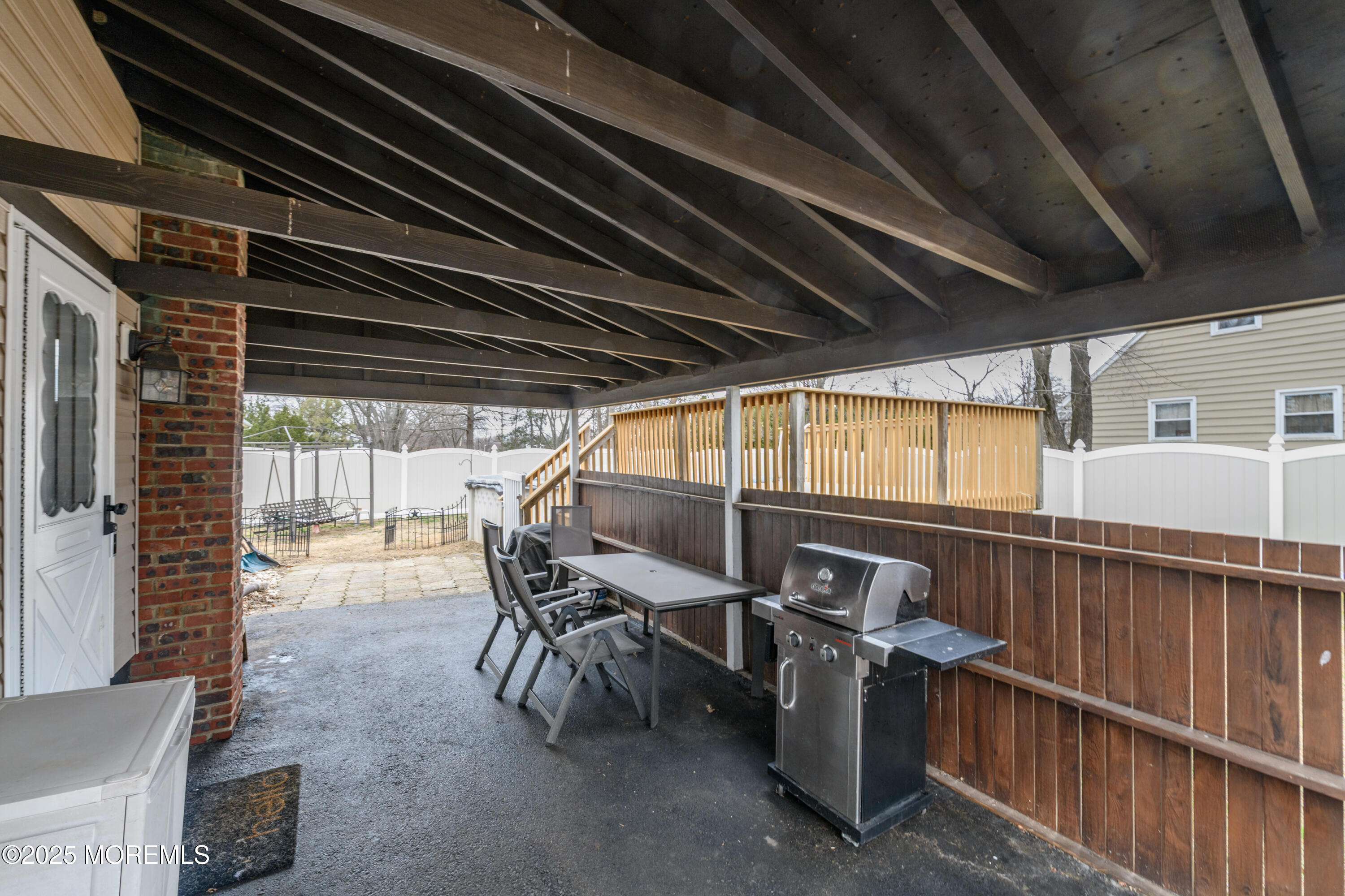 137 Princeton Place, Belford, New Jersey image 8