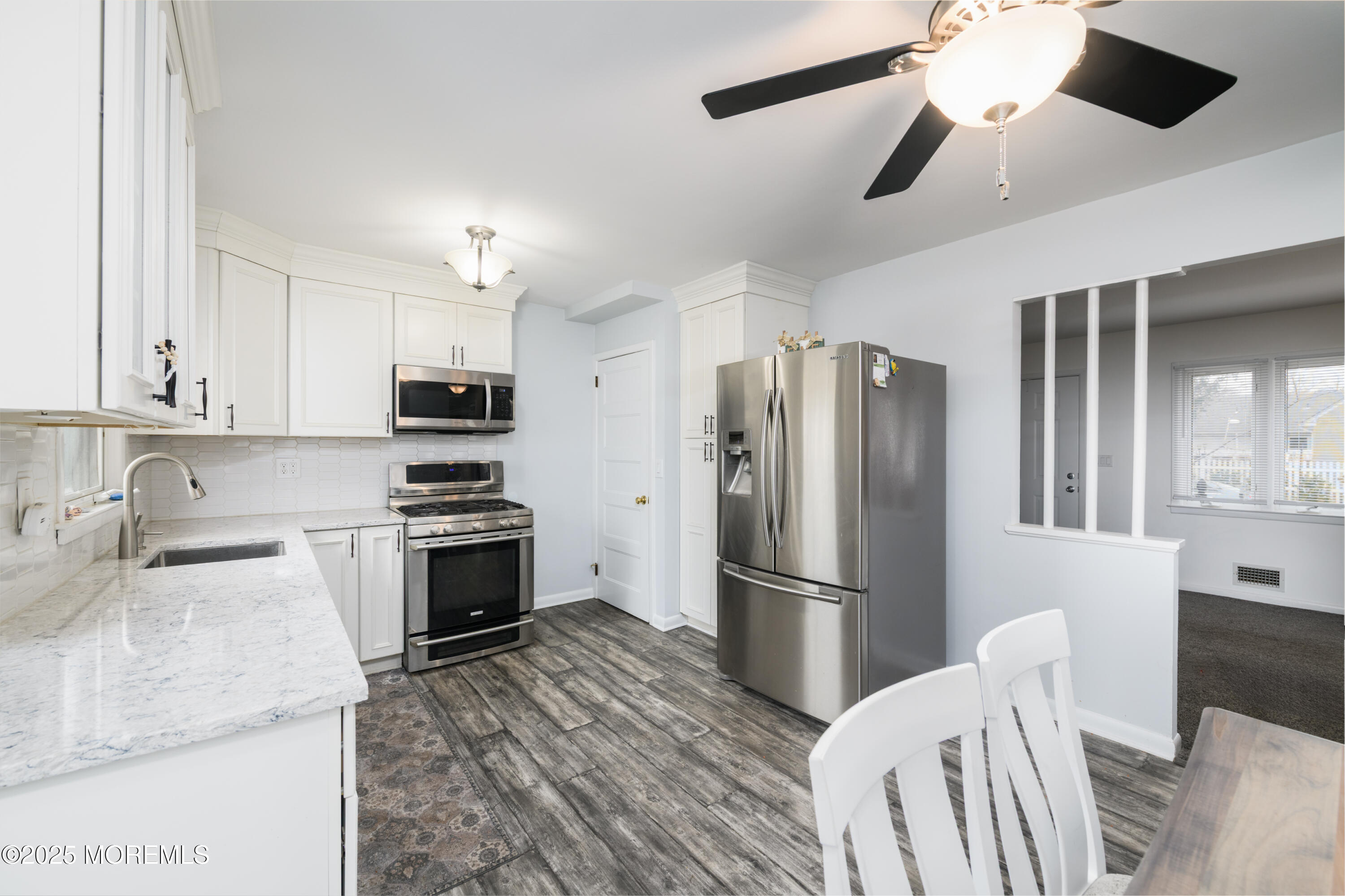 137 Princeton Place, Belford, New Jersey image 14