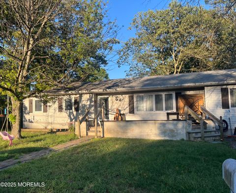 Photo of 319 Wisteria Drive, Brick, NJ 08723 (MLS # 22601796)