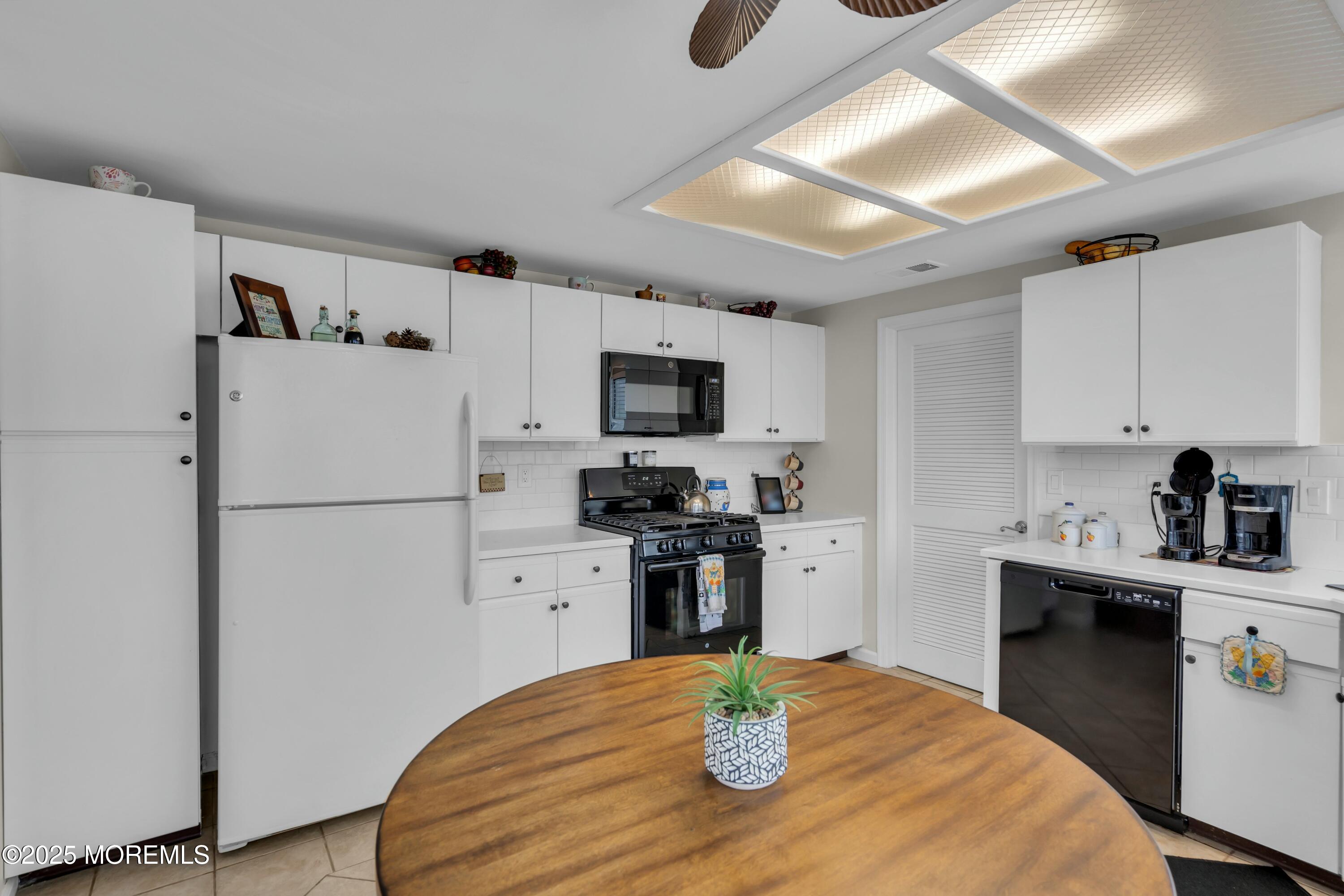1101B Thornbury Lane, Manchester, New Jersey image 20