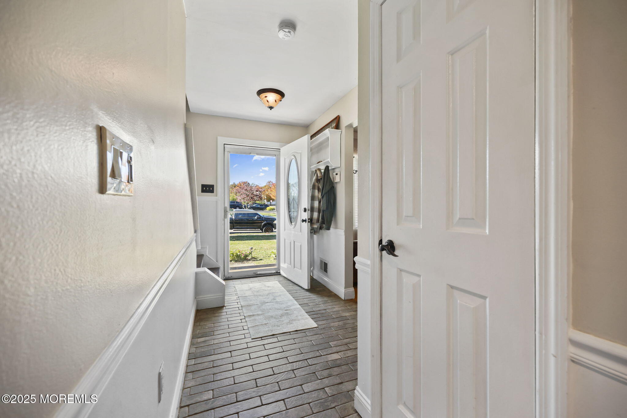 789 Holly Berry Lane