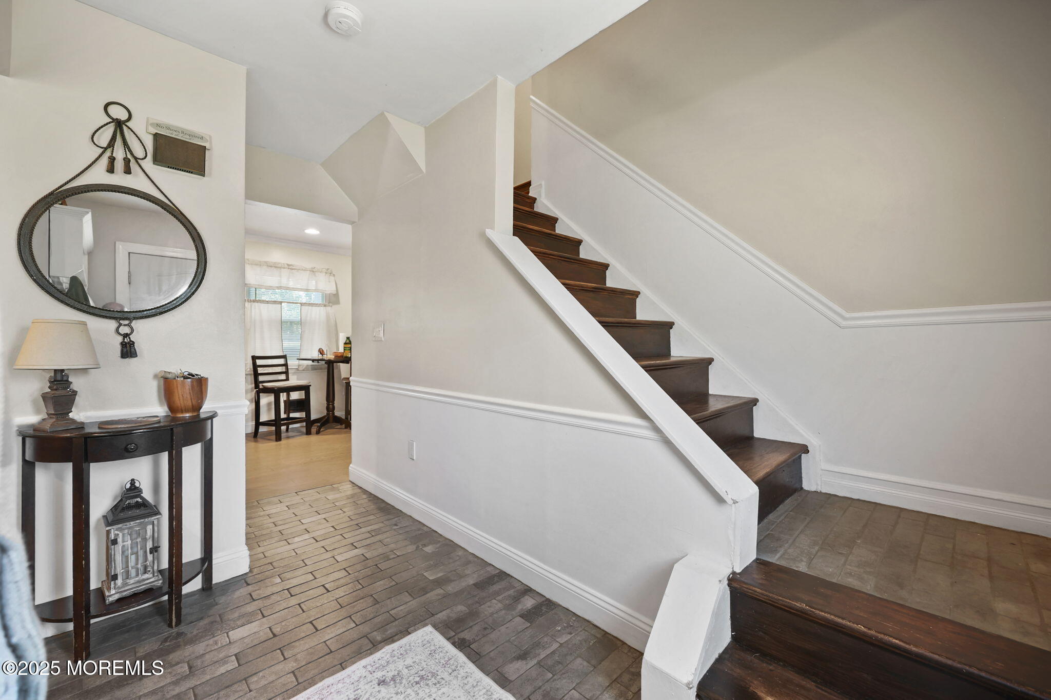 789 Holly Berry Lane