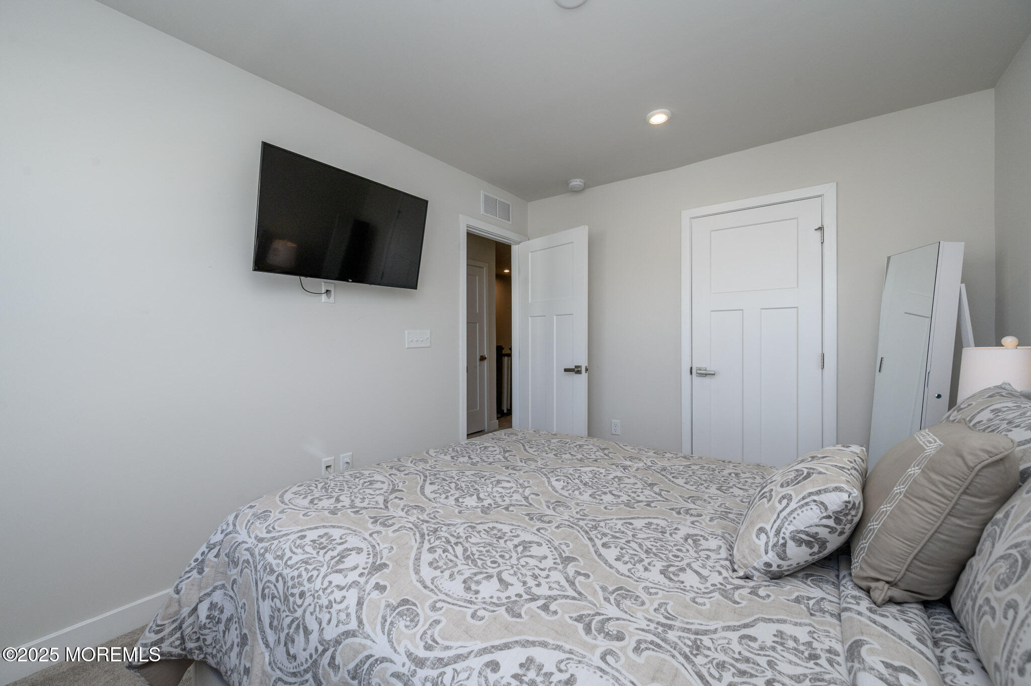 48 Athens Way, Cliffwood, New Jersey image 15