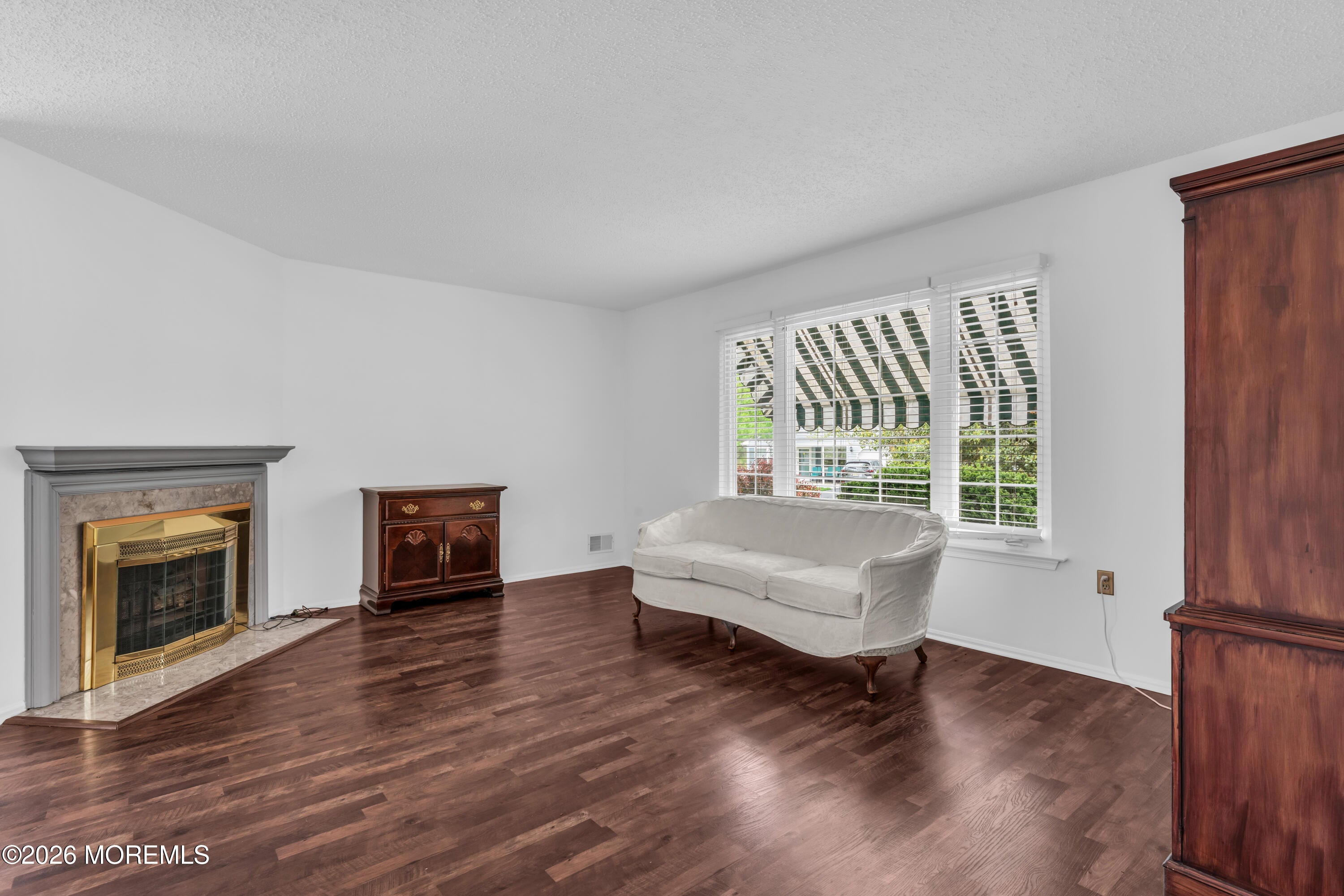 4 Brant Drive