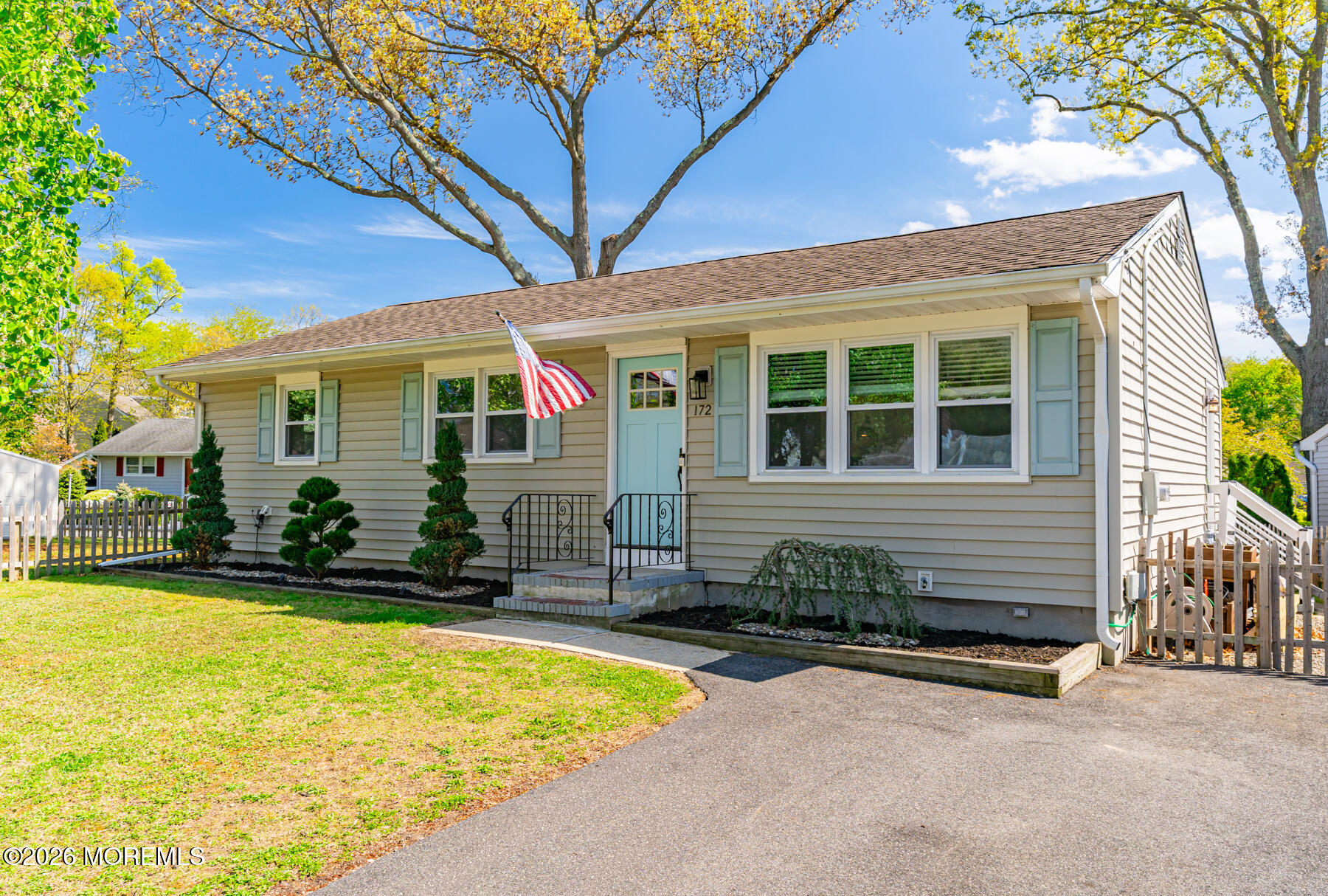 172 Riviera Drive
