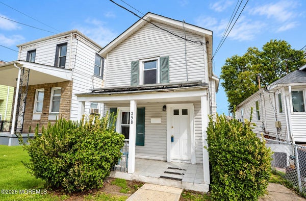 258 FISHER AVE, NEPTUNE, NJ 07753 - Image 8aa57a034130fbdc7d7ee92c608ffda3/1610572148