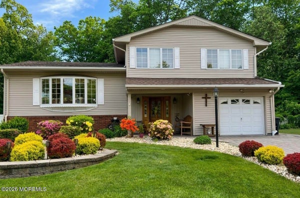 12 NED DR, MATAWAN, NJ 07747 - Image 8aa7d933fe2e70035c11fbb1cf7eb456/3736746171