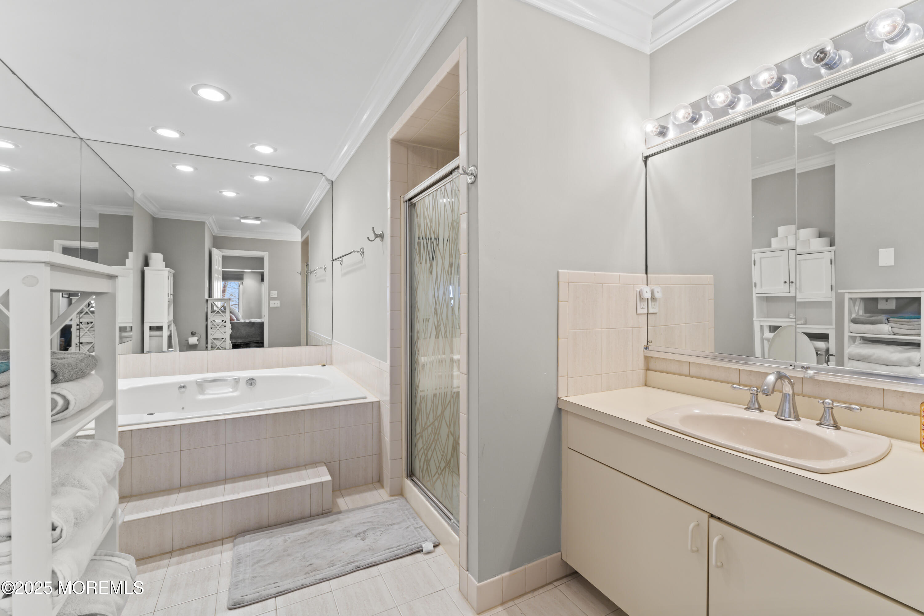 52 Ambassador Drive, Red Bank, New Jersey image 25