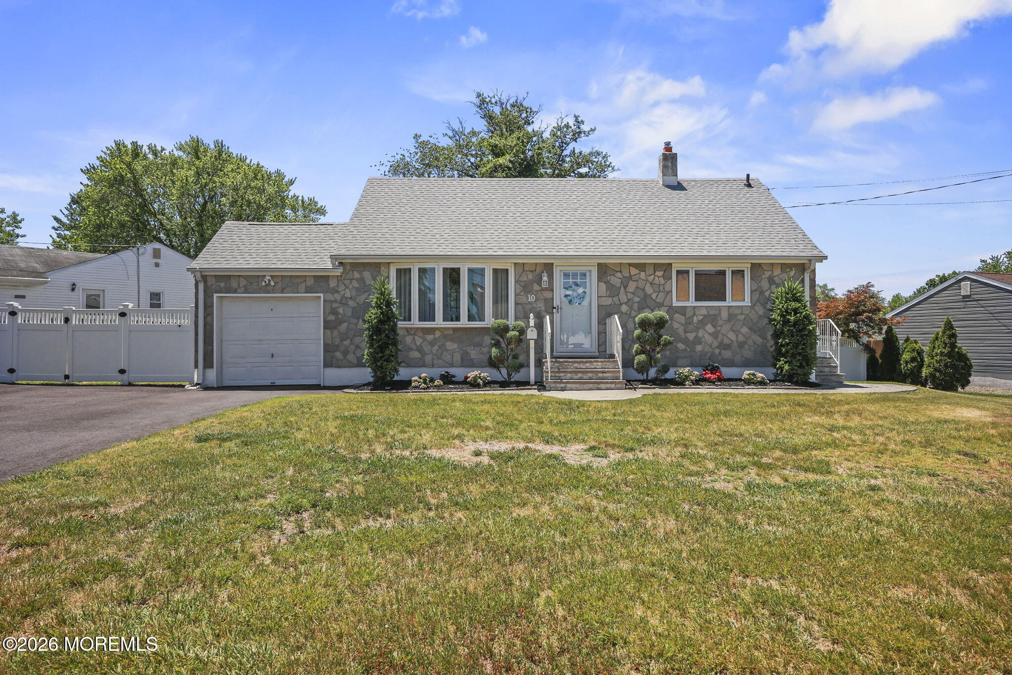 10 Rosemary Drive