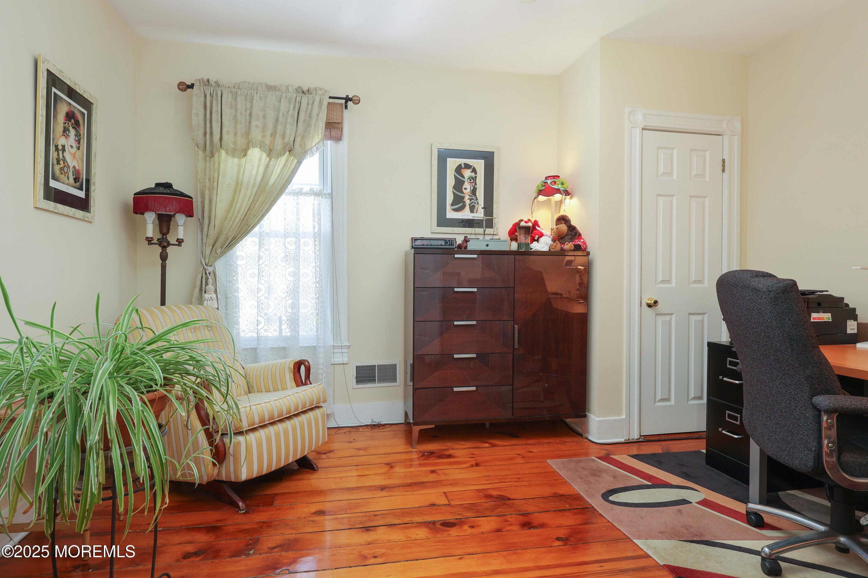 305 Sixth Avenue, Asbury Park, New Jersey image 28