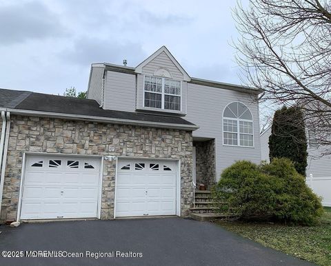 27 Barn Swallow Boulevard Marlboro NJ 07746