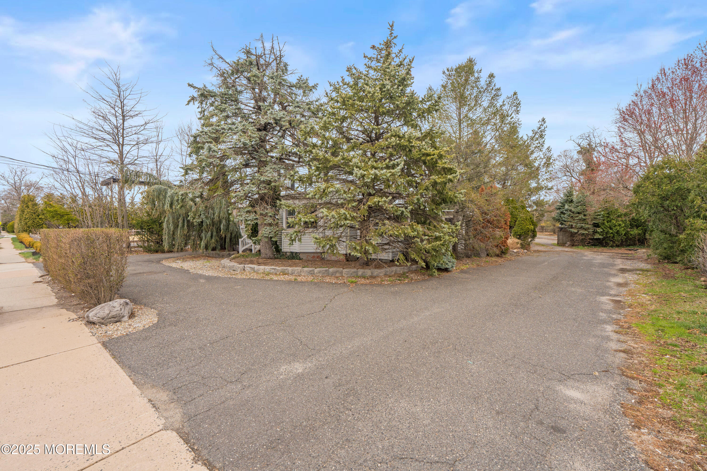 178 Locust Avenue, West Long Branch, New Jersey image 3