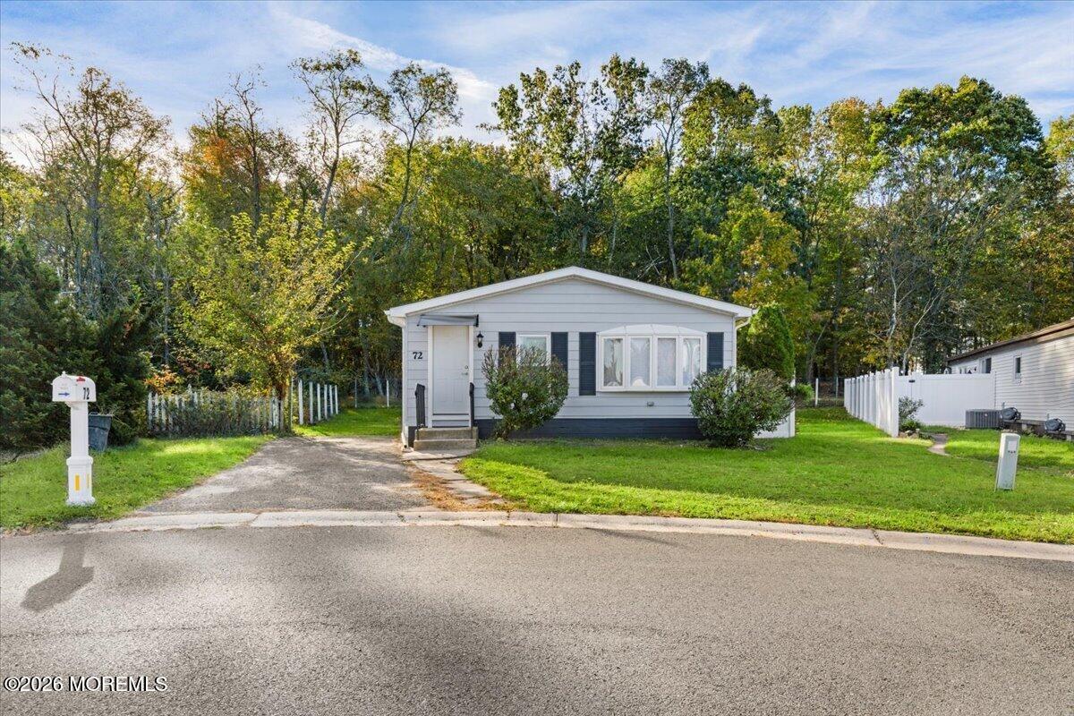 72 Deer Way
