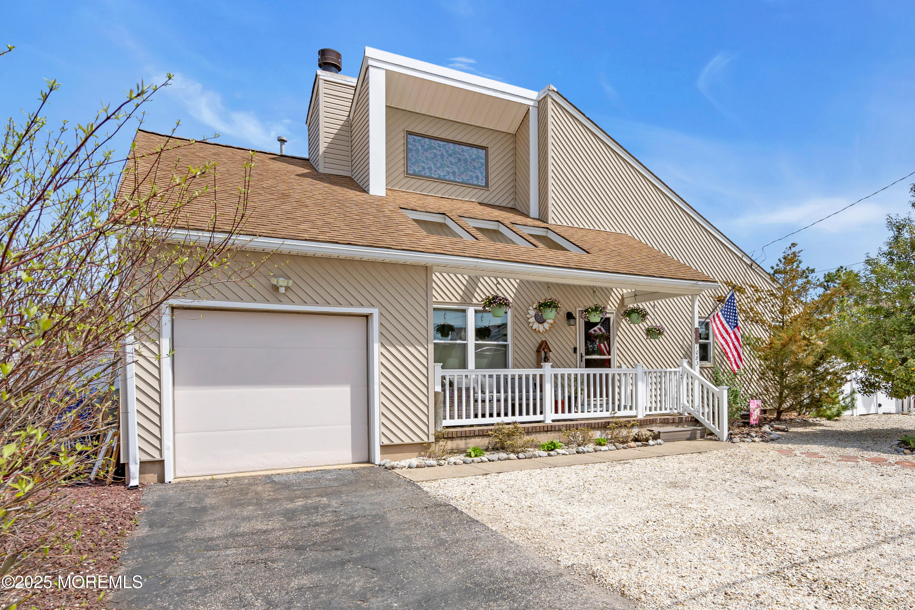 1083 Walter Boulevard, Manahawkin, New Jersey image 2