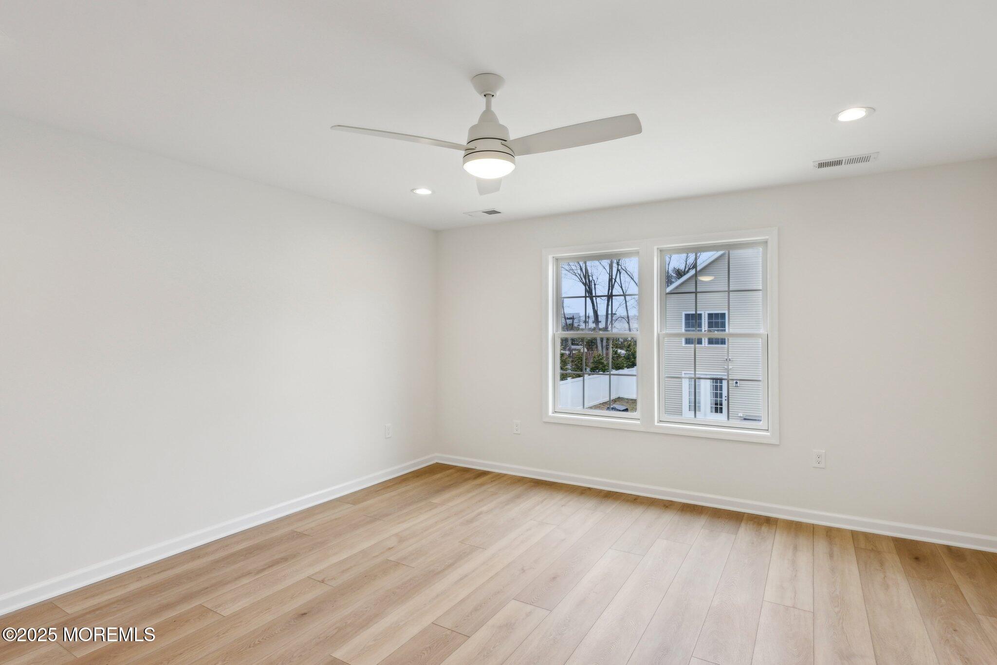 563 Holmdel Road, Hazlet, New Jersey image 19