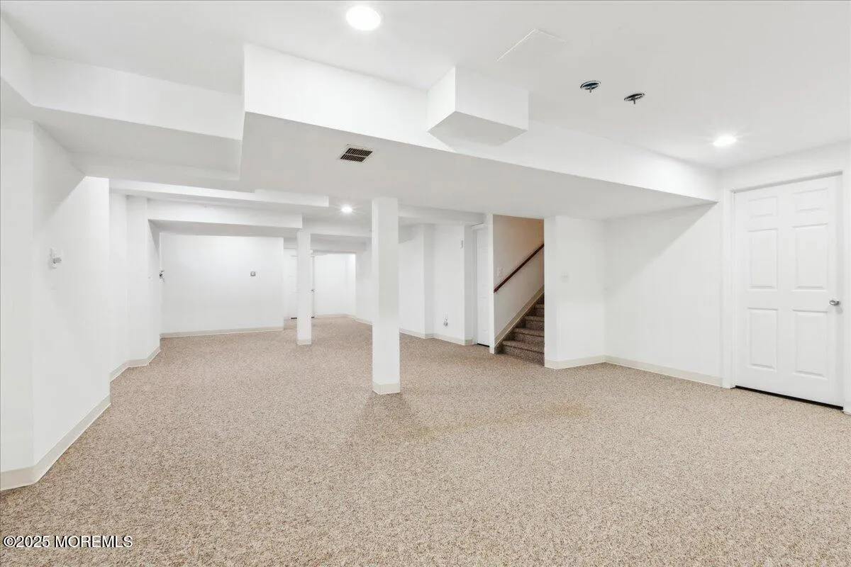 Old Bridge, New Jersey 08857, United States, 4 Bedrooms Bedrooms, ,3 BathroomsBathrooms,Residential,Active,129706