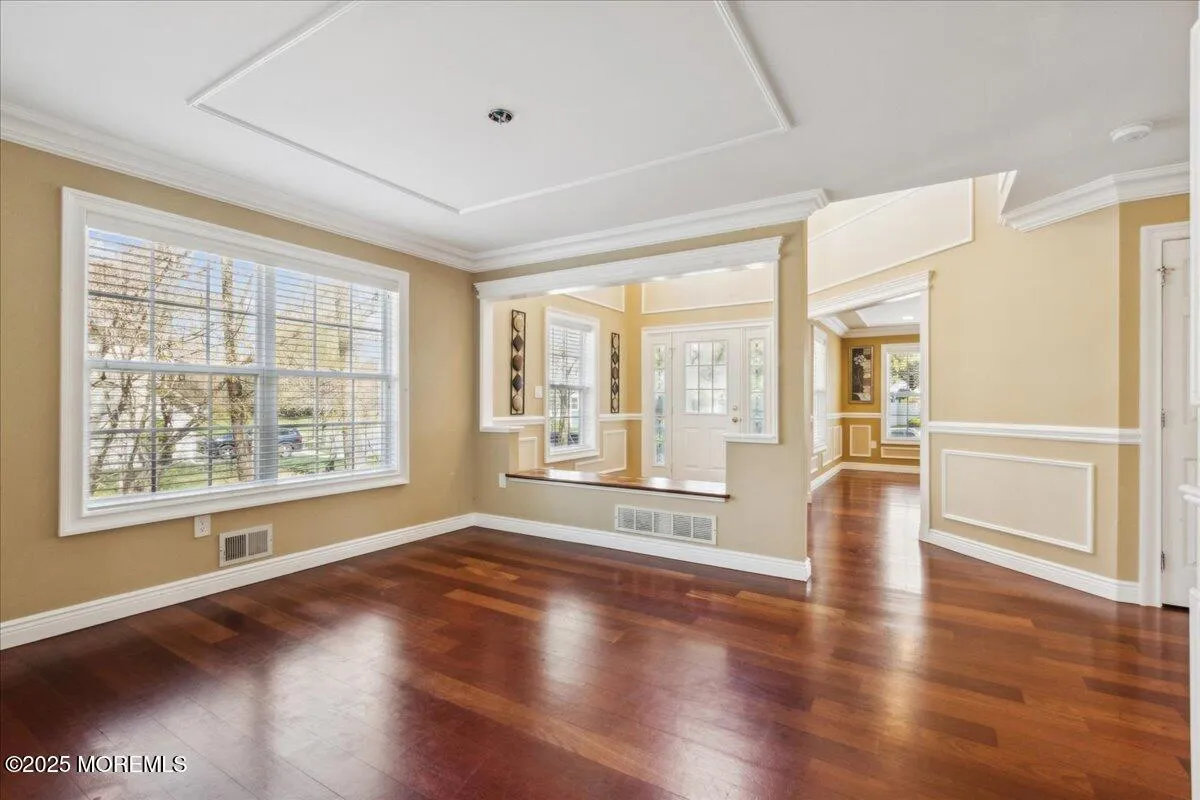 Old Bridge, New Jersey 08857, United States, 4 Bedrooms Bedrooms, ,3 BathroomsBathrooms,Residential,Active,129706