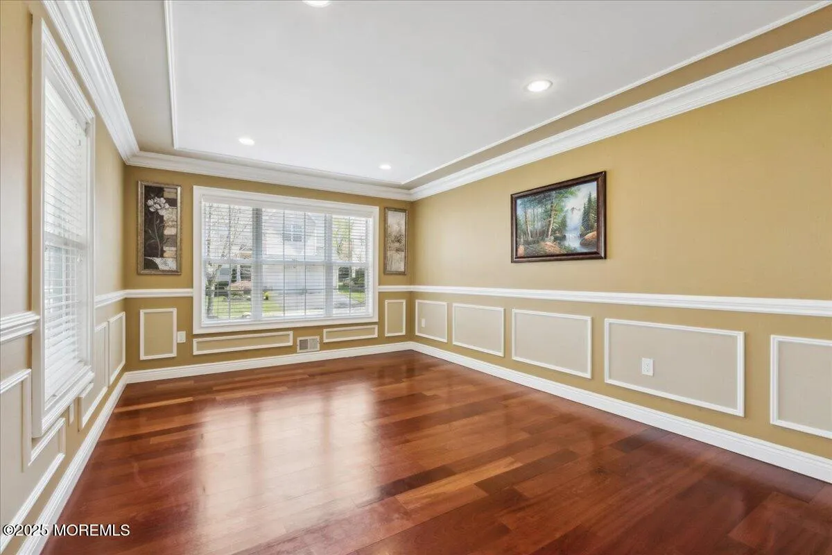 Old Bridge, New Jersey 08857, United States, 4 Bedrooms Bedrooms, ,3 BathroomsBathrooms,Residential,Active,129706