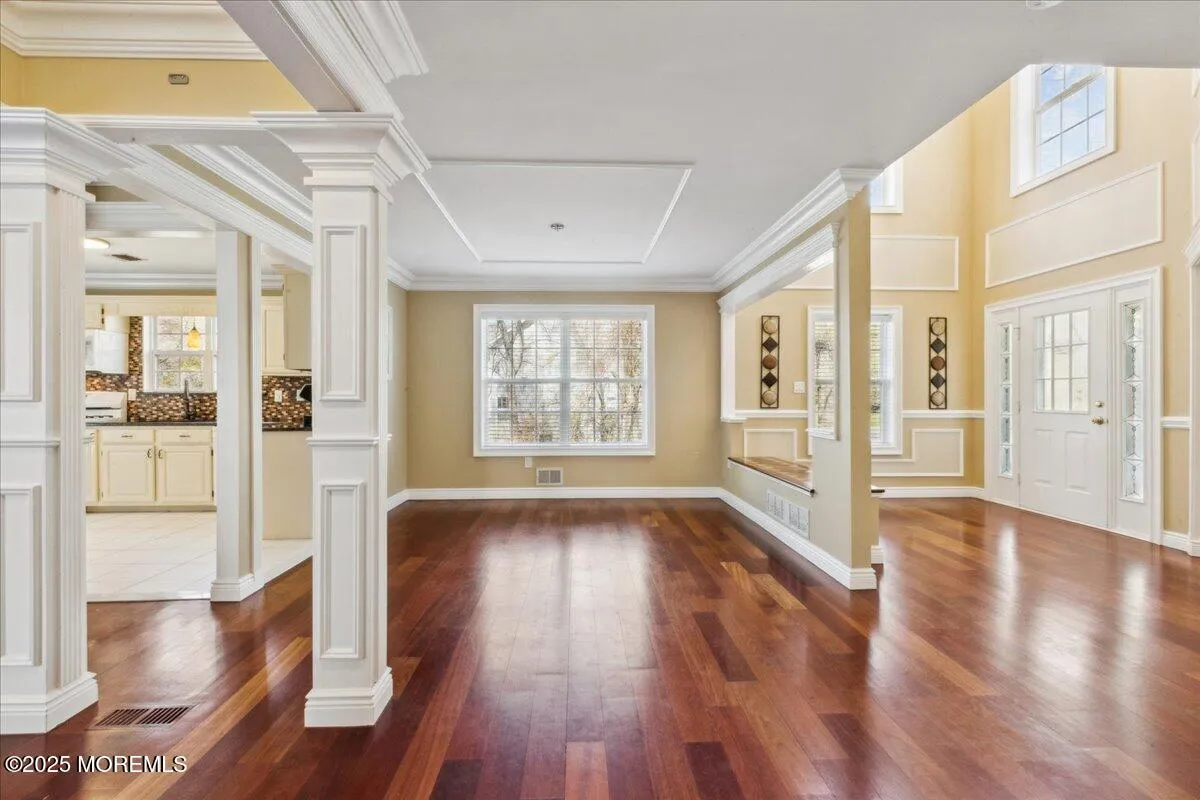 Old Bridge, New Jersey 08857, United States, 4 Bedrooms Bedrooms, ,3 BathroomsBathrooms,Residential,Active,129706