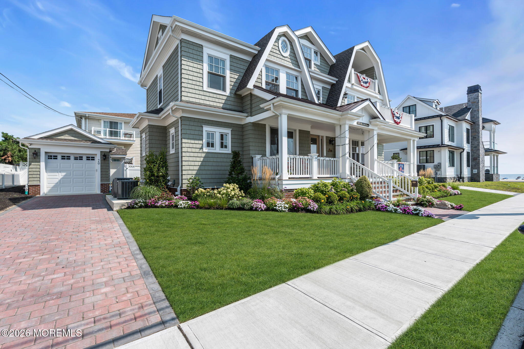 20 E End Avenue